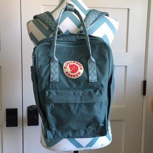 kanken frost green chess pattern